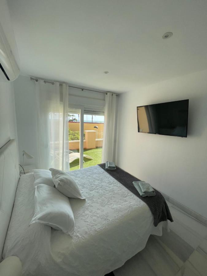Apartamento 3 Home Suites Almeria Luaran gambar