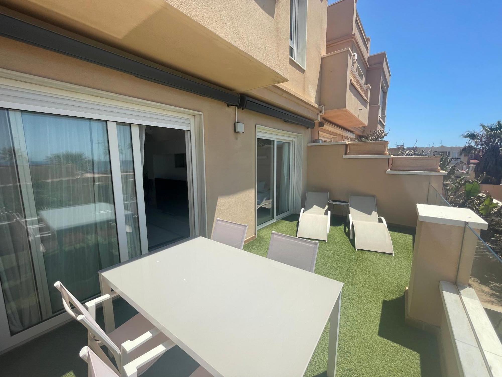 Apartamento 3 Home Suites Almeria Luaran gambar